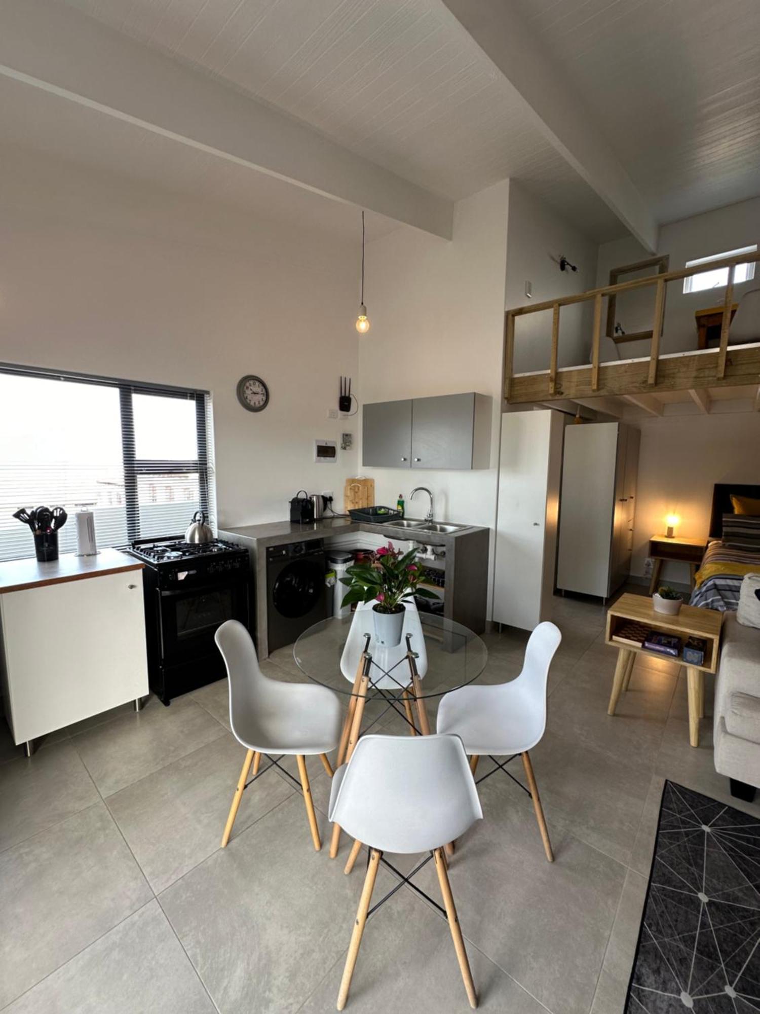 Modern Apartments Downtown Plettenberg Bay Exterior foto